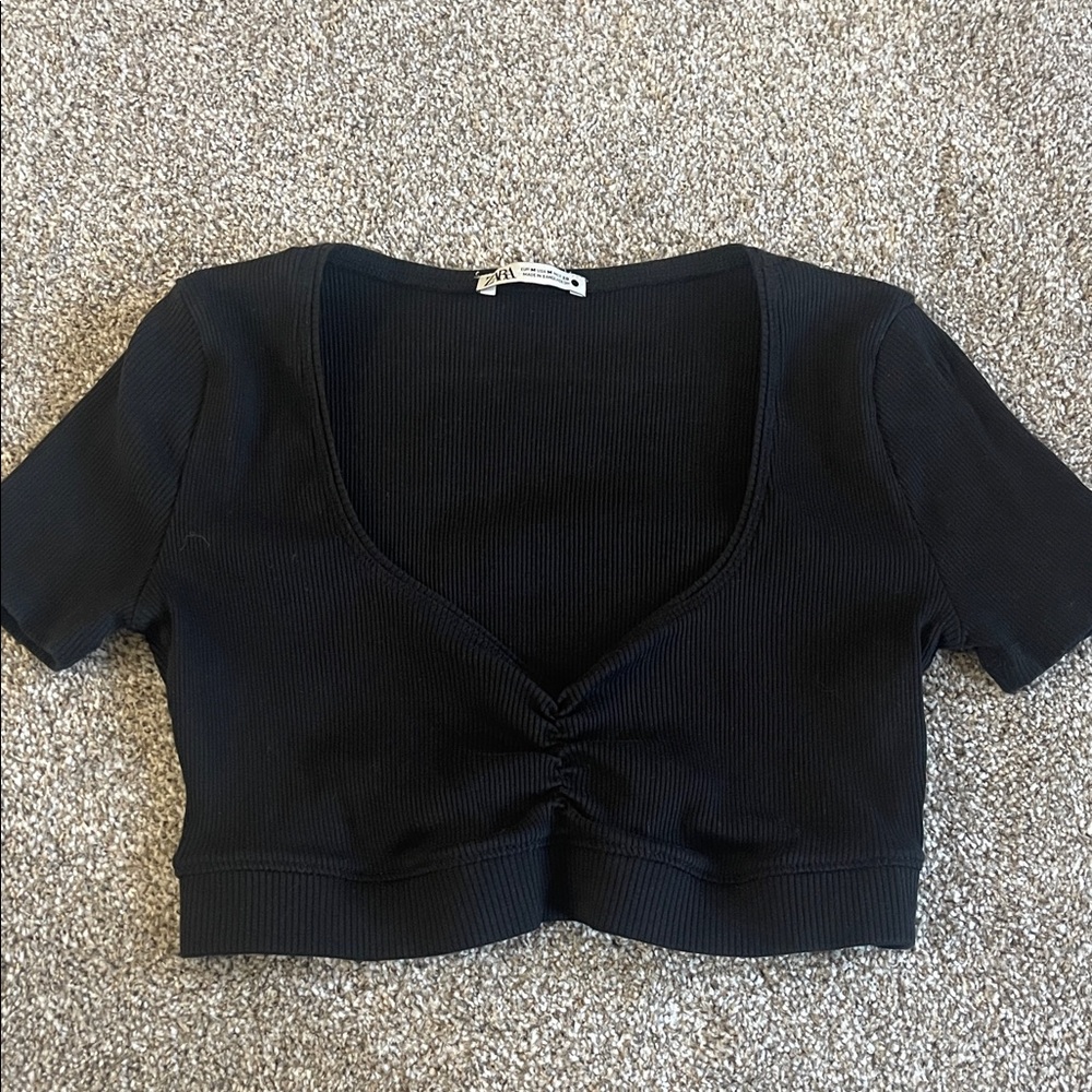 Zara Black Ribbed V-Neck Crop Top